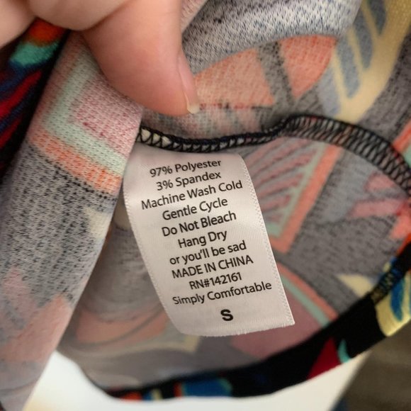 LuLaRoe Azure Skirt Triangle Geometric Print Small - Picture 5 of 6